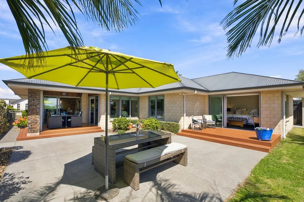 Papamoa 3Kwarto Palm Springs Perfection