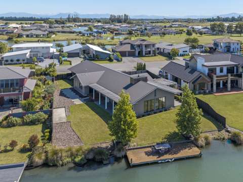 Huntingdon 4部屋 Lakeside living on Ludlow