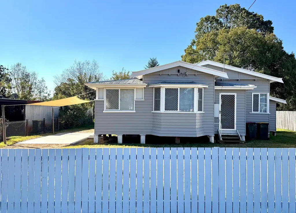 Kingaroy 2部屋 Furnished Potential