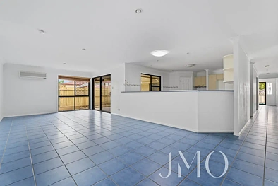 客厅 - 2 Conebush Circuit, Ormeau, QLD 4208