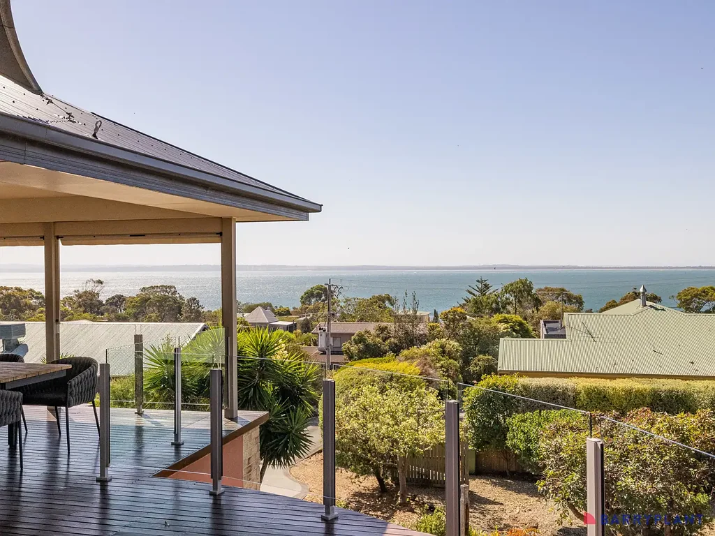 22 Chillingworth Road, Cowes, VIC 3922