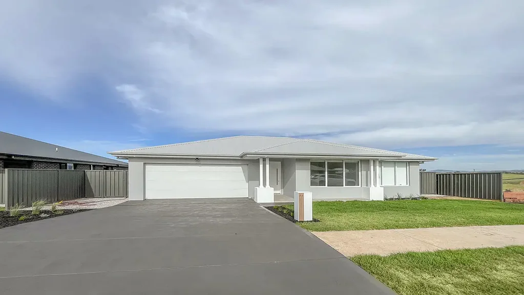 Modern Family Living with Quality Finishes in a Stylish Build