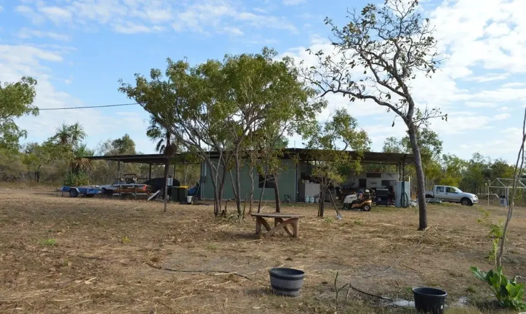 Batchelor 2Kwarto In need of a new home?