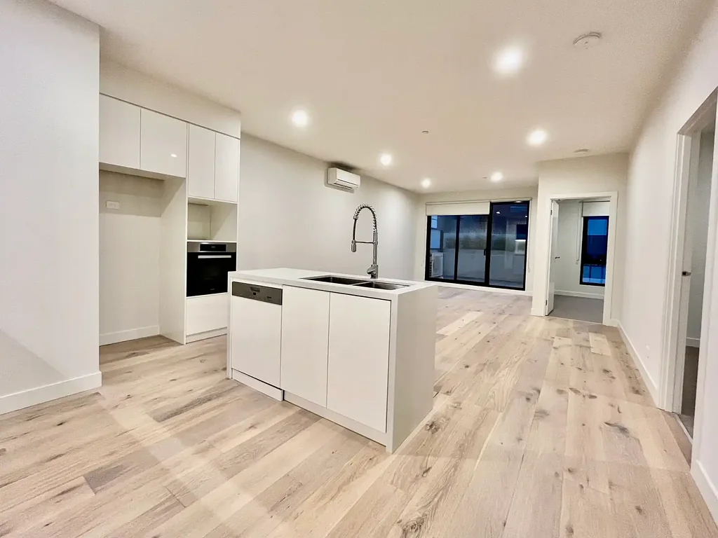 Luxury parkside residences