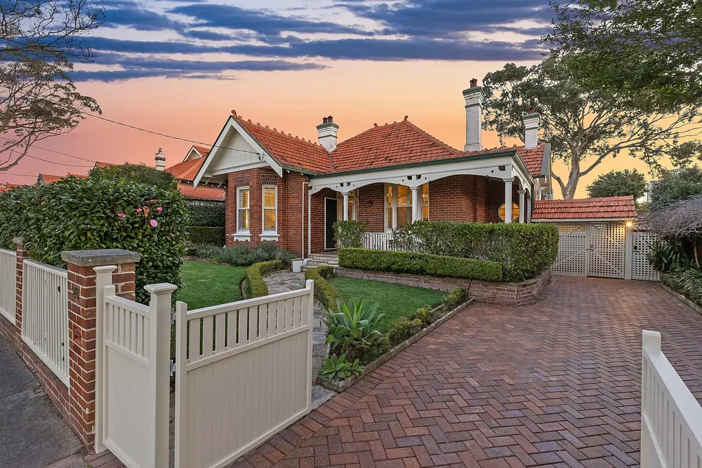 Chatswood 4房 优雅的双砖联邦风格住宅 Graceful double brick home of Federation splendour