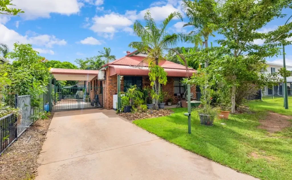 Spacious Family Living with Room to Relax - Pet Friendly!