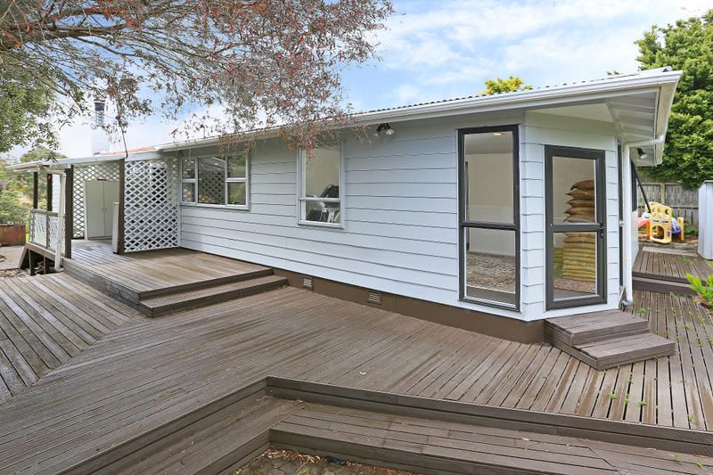 19 Sunnyside Road, Sunnyvale, Auckland - Waitakere, 5房, 2浴