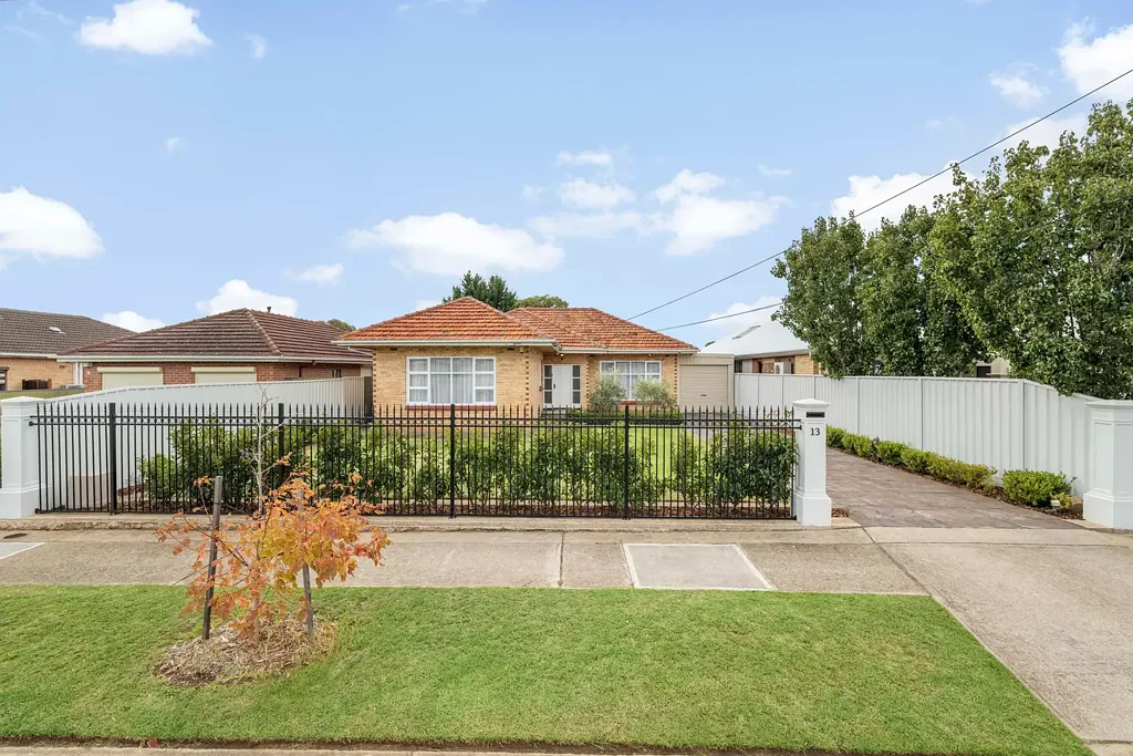 13 Mcallan Avenue, Seaton, SA 5023