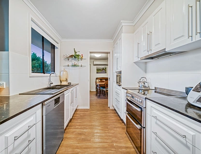 40 Shumack Street, Weetangera, Canberra, 4房, 2浴, House