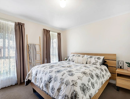 2/4 Morrow Road, New Gisborne, VIC 3438, 2 Kuwarto, 1 Banyo, Unit