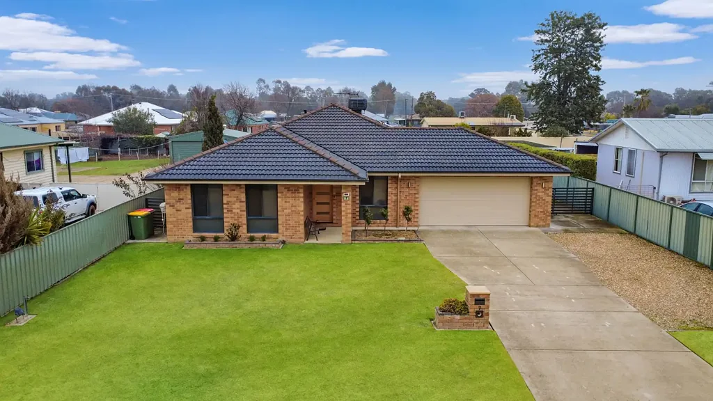 Holbrook 4ਬੈੱਡਰੂਮ Family Home