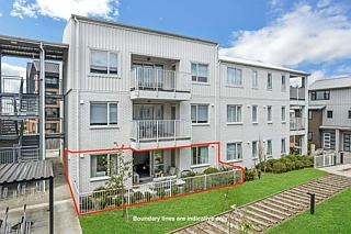 G08/28A Eileen Newey Place, Henderson, Waitakere City
