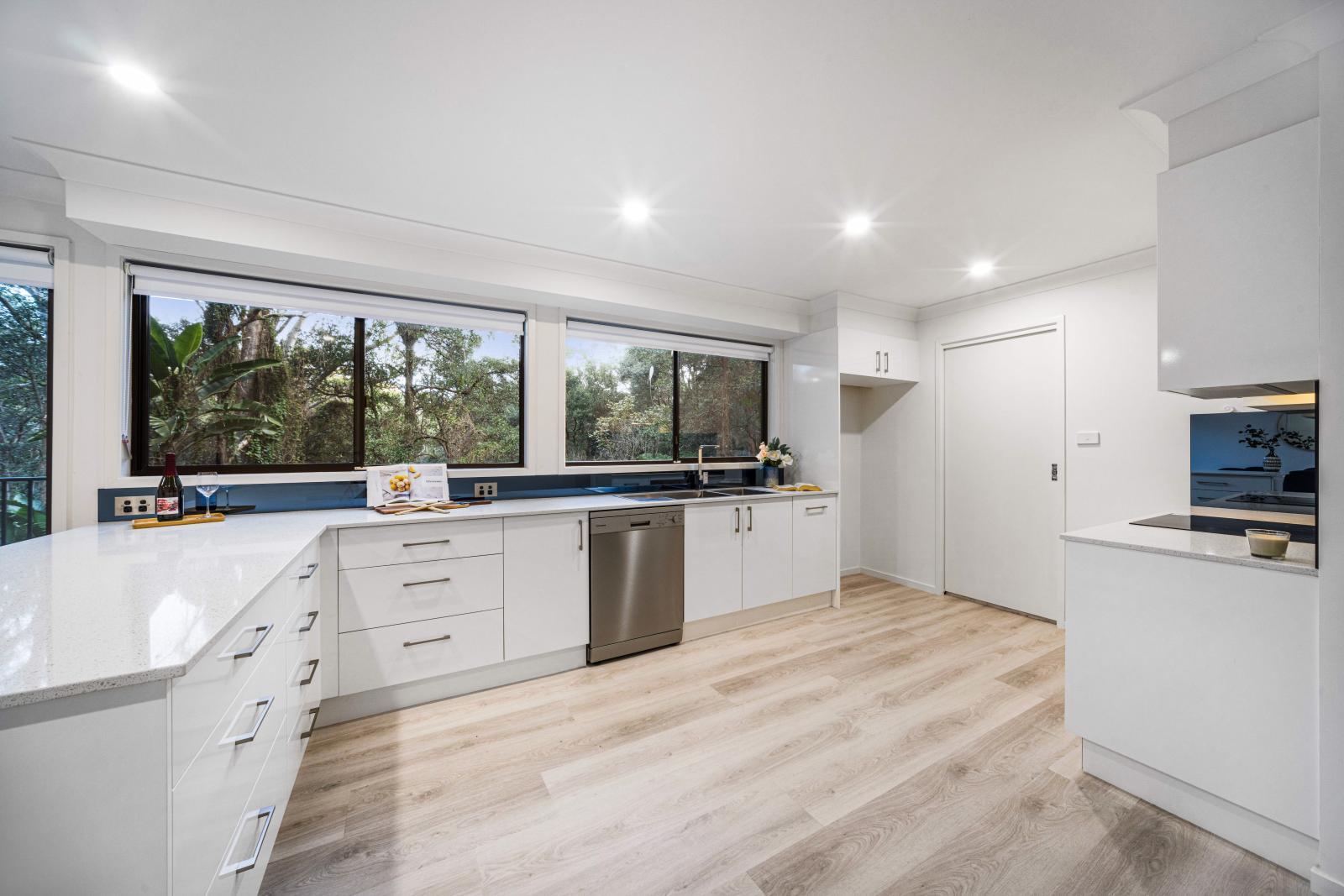 61 FERNDALE RD, NORMANHURST NSW 2076, 0 chambres, 0 salles de bain, House