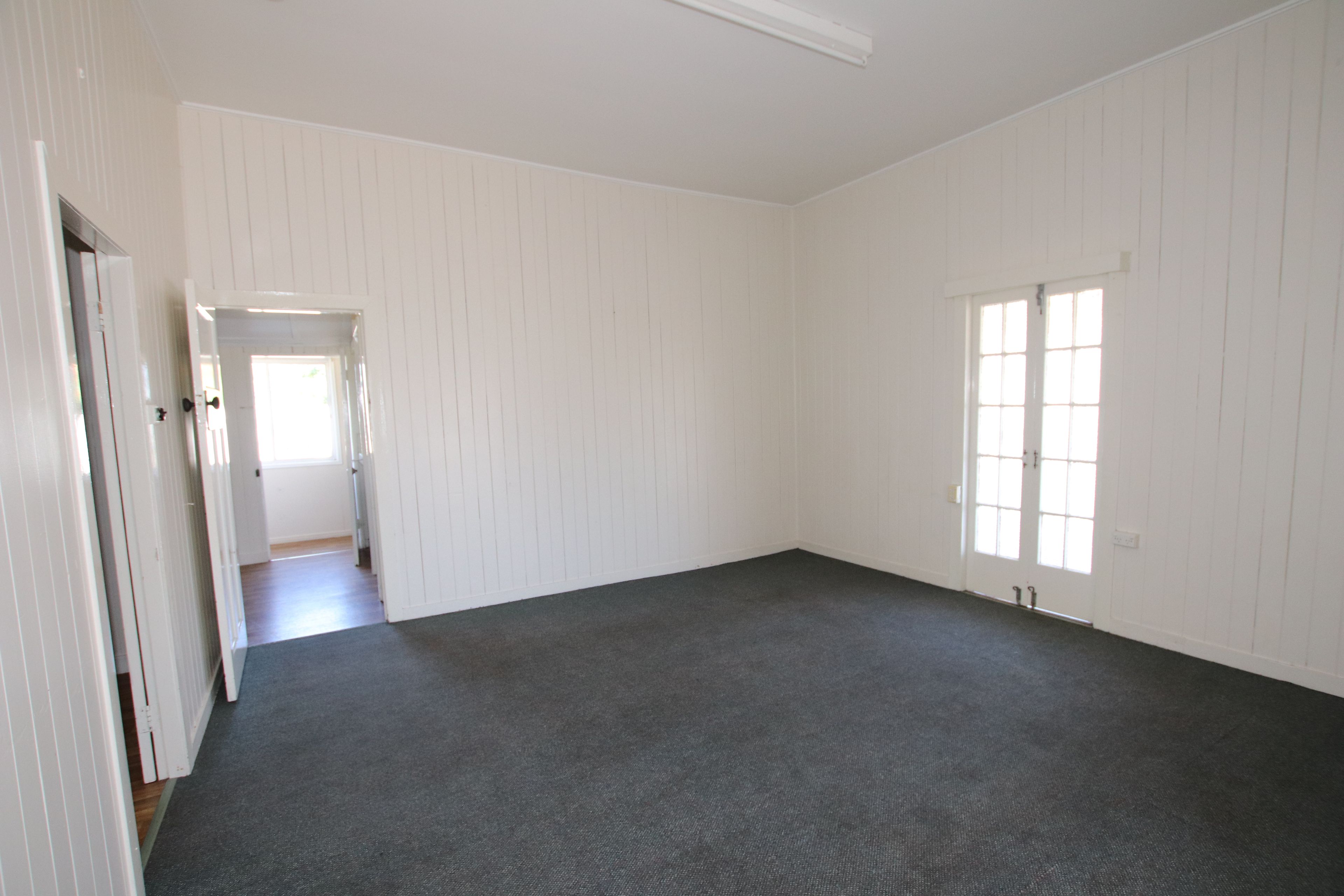 39 KROOMBIT ST, BILOELA QLD 4715, 0 phòng ngủ, 0 phòng tắm, House