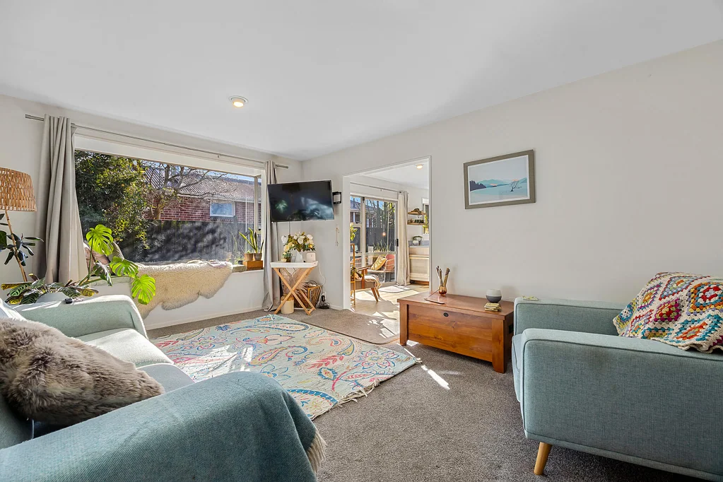 Fully Furnished Comfort in Prime Location