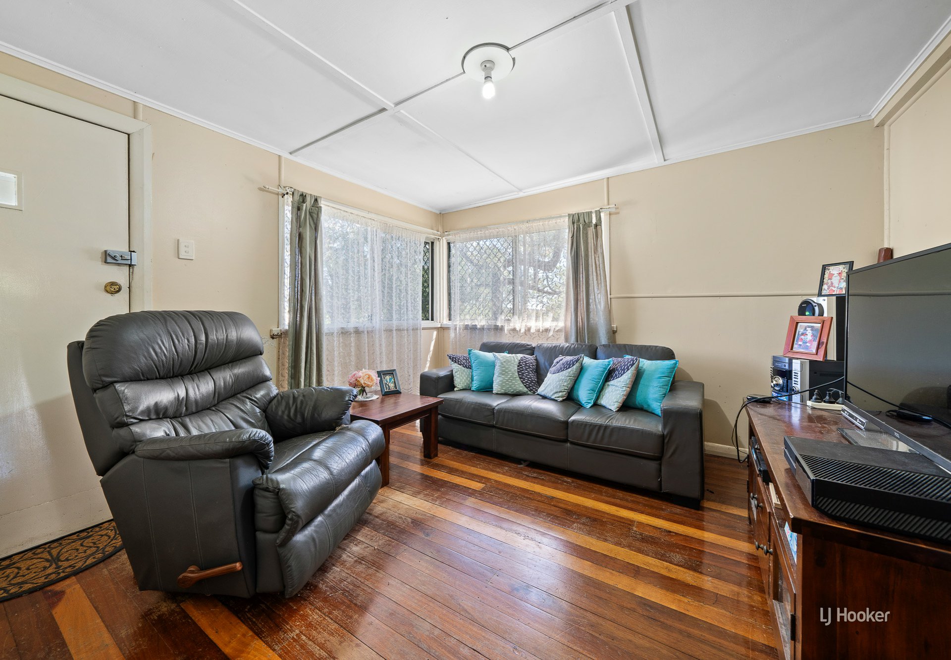 30 MILLER ST, BLACKBUTT QLD 4314, 0房, 0浴, House