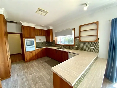 13 Brenner Street, Forbes, NSW 2871, 6 slaapkamers, 4 badkamers, House