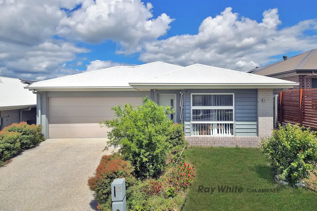 Collingwood Park 4બેડરૂમ Ex-Display Home with 2.6m Ceiling Height Sitting on Top of the Hill!