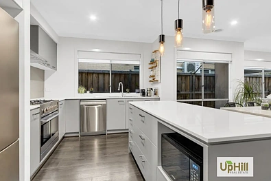 23 Baseline Way, Clyde, VIC 3978, 4房, 2浴, House