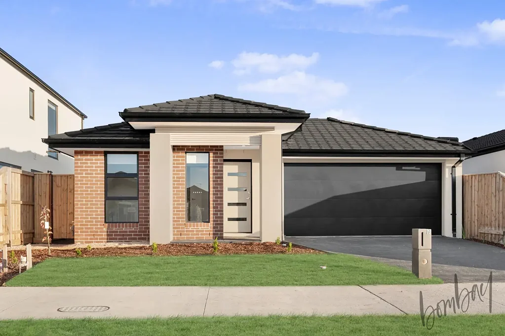 Modern Comfort Meets Style in a Brand-New Family Home