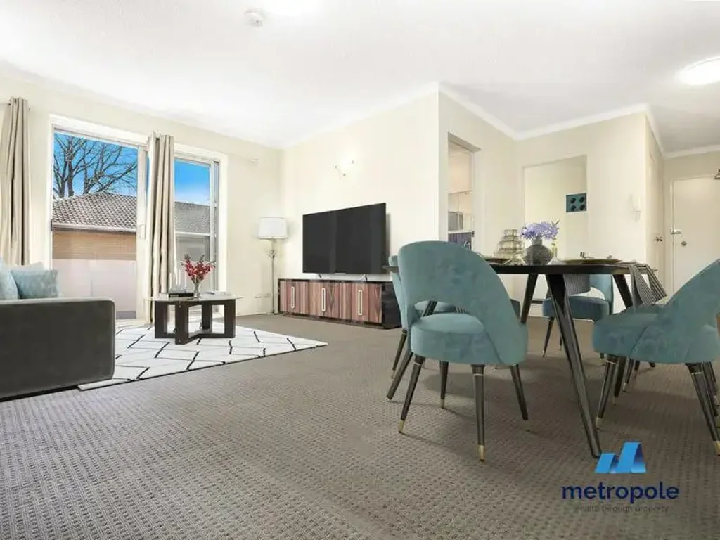 STUDIO APARTMENT IN GREAT LOCATION