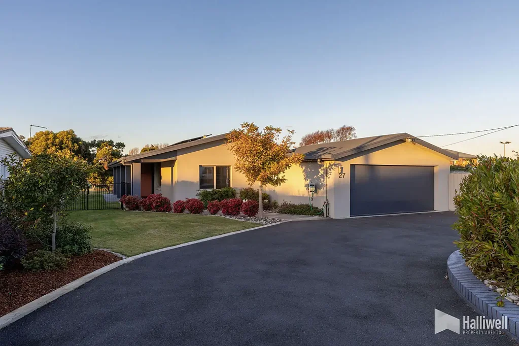 Shearwater 3chambre Motivated Owner- Time to move on!