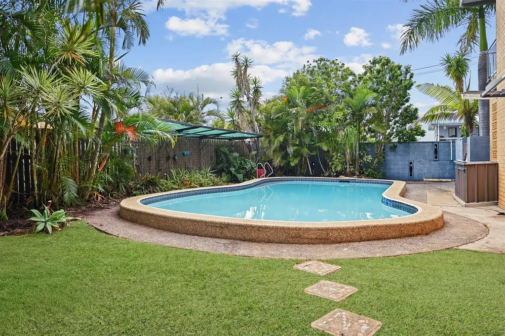 Clinton 4બેડરૂમ Spacious Family Home in Clinton With a Swimming Pool