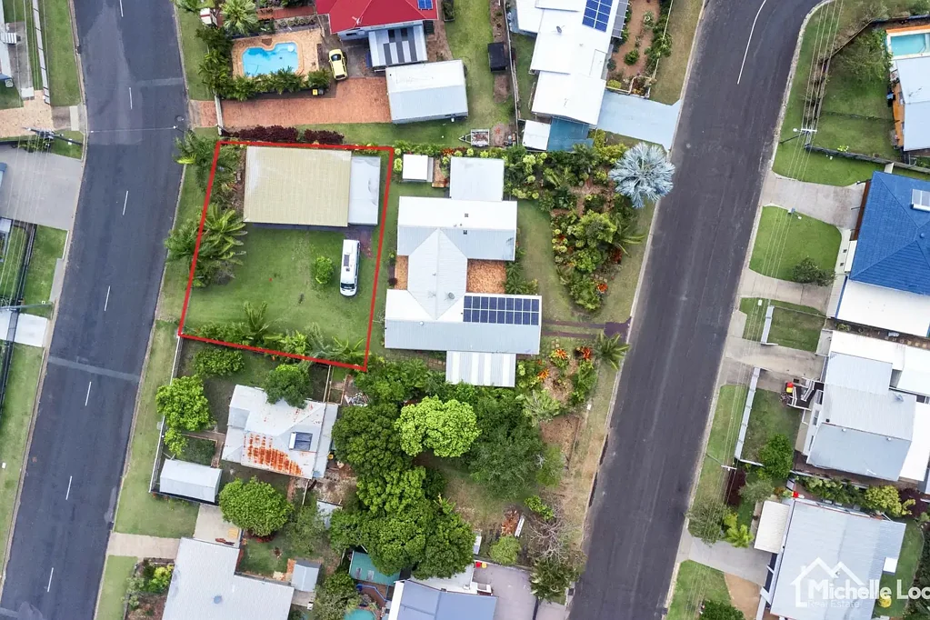 52 King Street, Urangan, QLD 4655