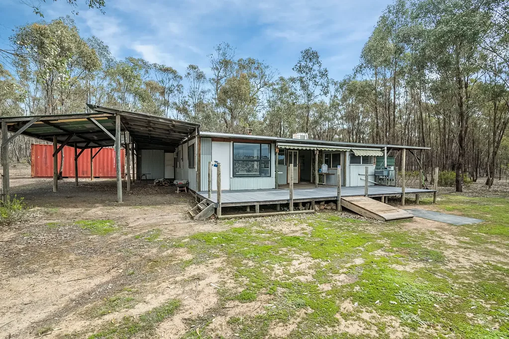175 Chamberlain Road, Heathcote, VIC 3523