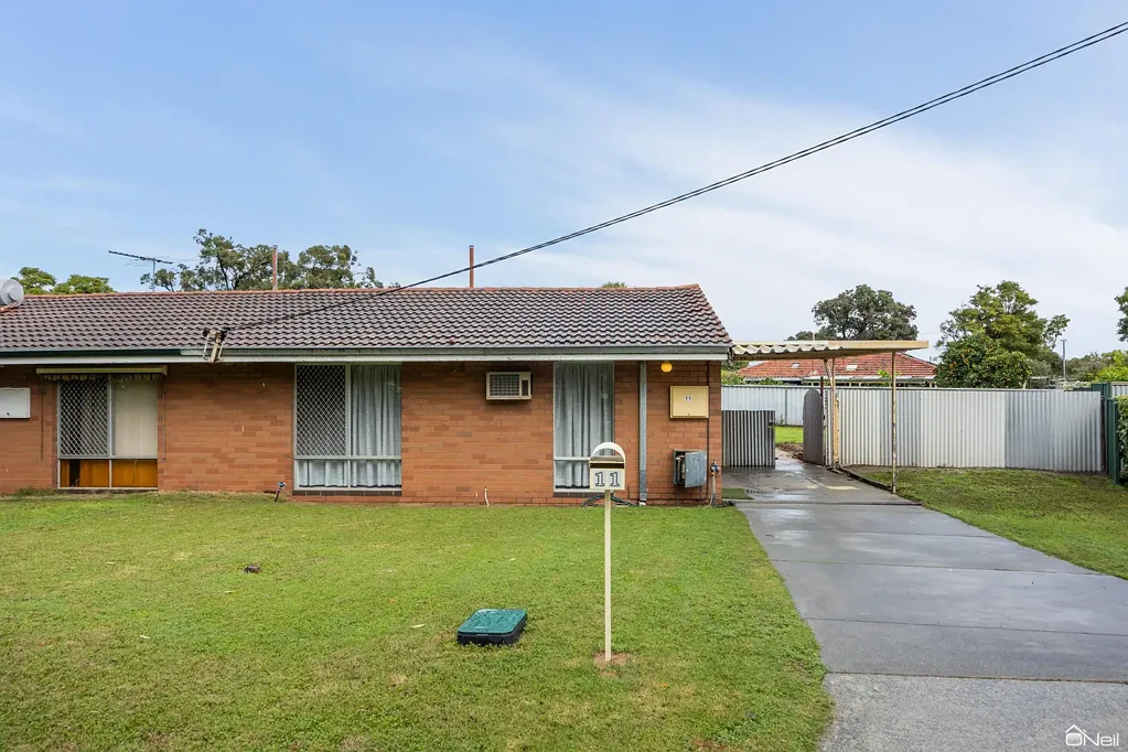 11 Acacia Close, Armadale, WA 6112