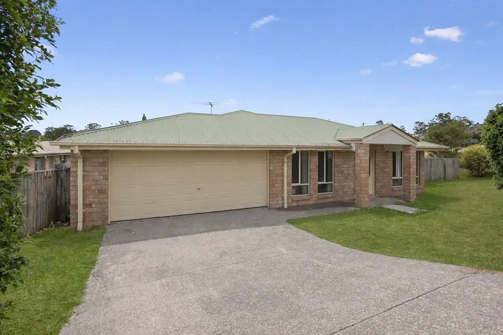 19 Eric Drive, Blackstone, QLD 4304