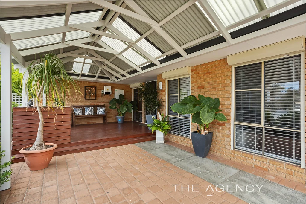 17 Graphic Court, Beldon, WA 6027