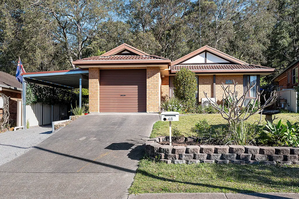 42 Benjamin Drive, Wallsend, NSW 2287