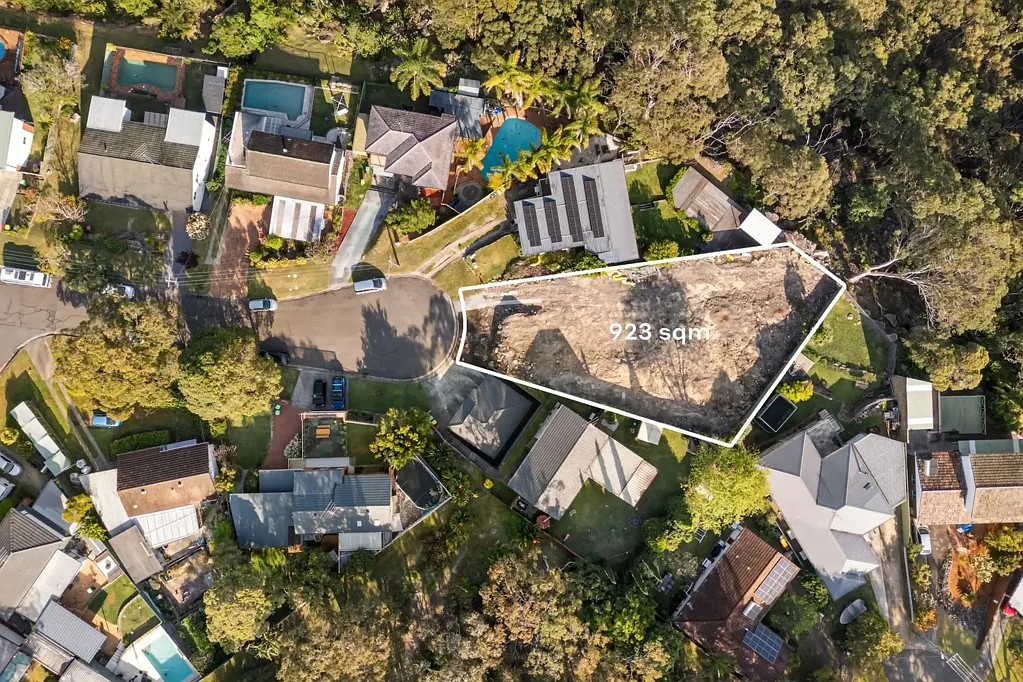 Engadine Rare 923 sqm Bush-side block with North-to-Rear Aspect