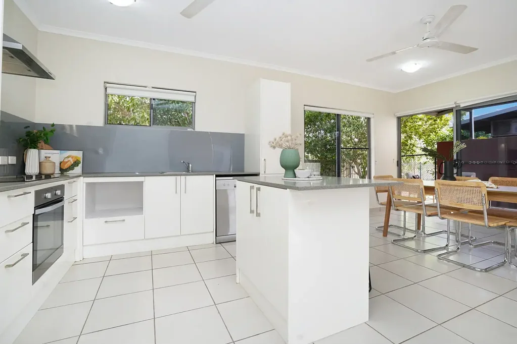 17/15 Hodge Street, Johnston, NT 832