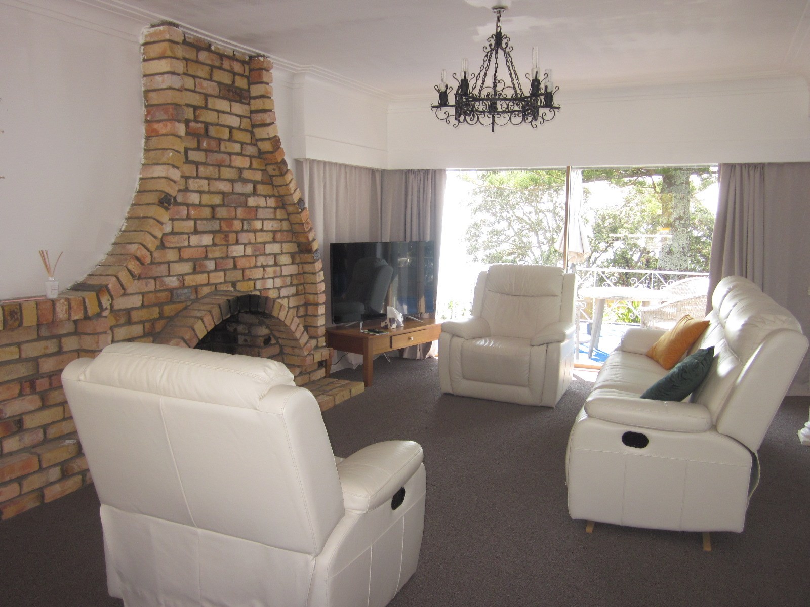 39 Churchill Road, Murrays Bay, Auckland - North Shore, 3 રૂમ, 2 બાથરૂમ