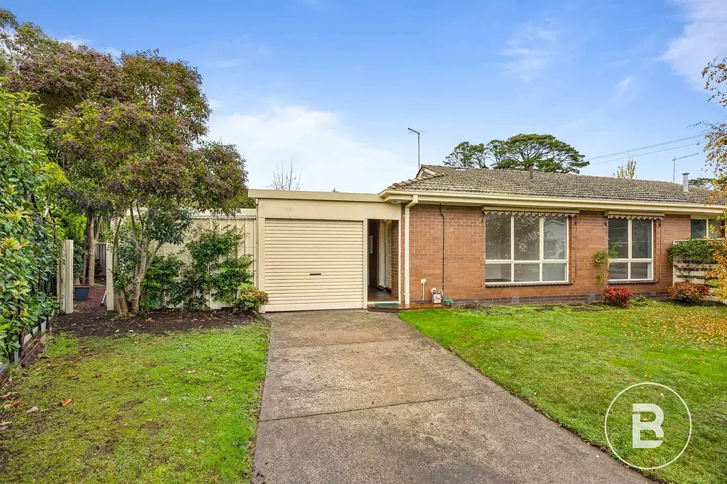 Lake Wendouree 3房  THREE BEDROOM IN PRIME LAKE WENDOUREE LOCATION