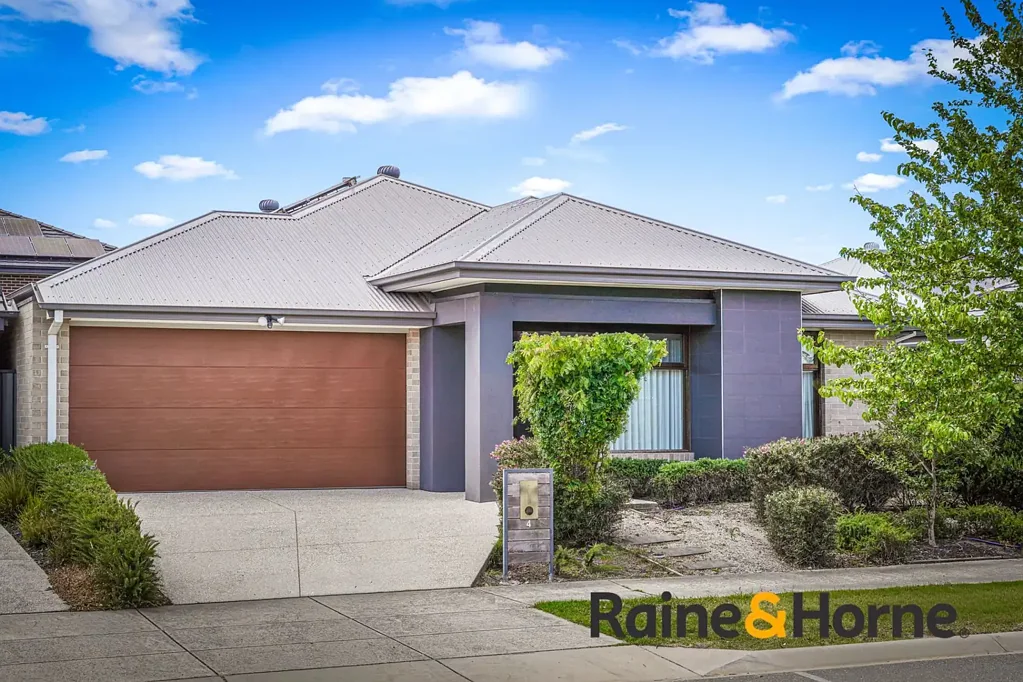 4 Destiny Drive, Cranbourne North, VIC 3977