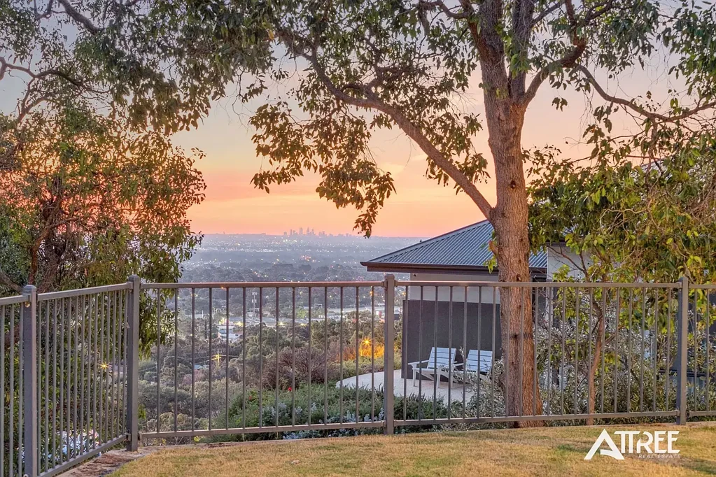 Mount Richon 4غرفة نوم STUNNING HILLS LIVING! CITY VIEWS!