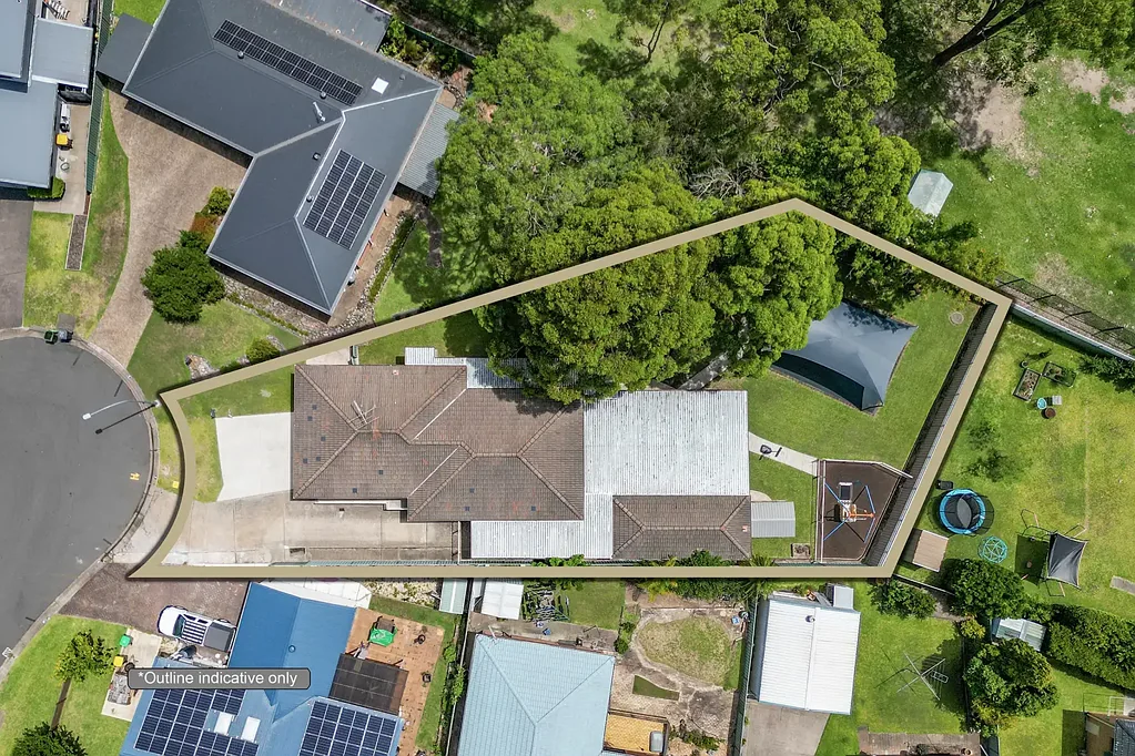 4 Tulloch Close, Eleebana, NSW 2282