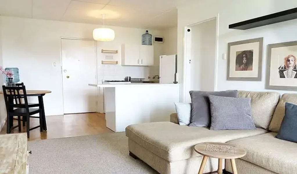 FULLY FURNISHED 1x1 IN MAYLANDS