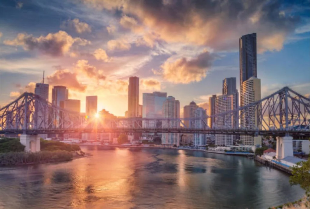 Brisbane City 3房 优质三卧室住宅，正对布里斯班植物园 Premium 3 Bedroom Residence Opposite Brisbane's Botanic Gardens