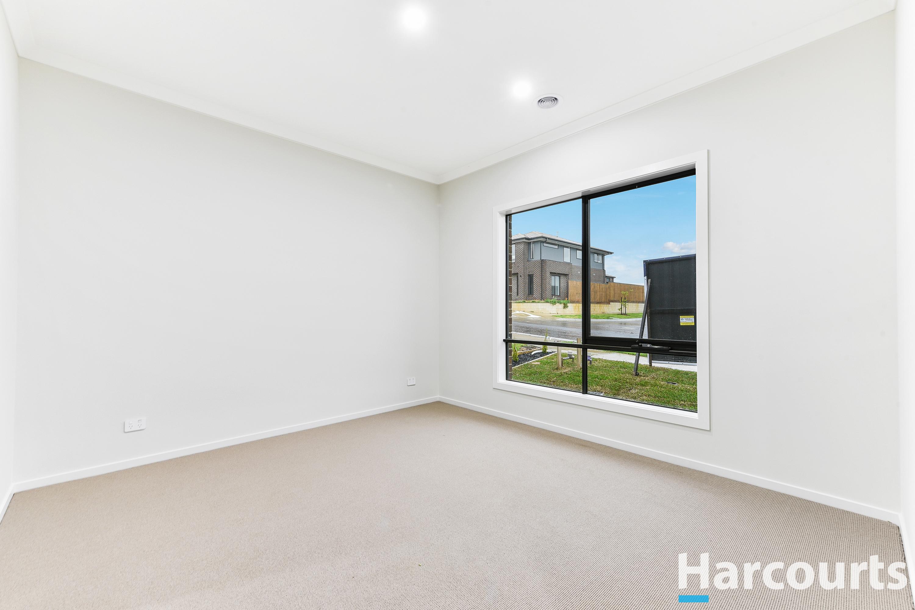 17 HASTINGS WAY, NAR NAR GOON NORTH VIC 3812, 0房, 0浴, House