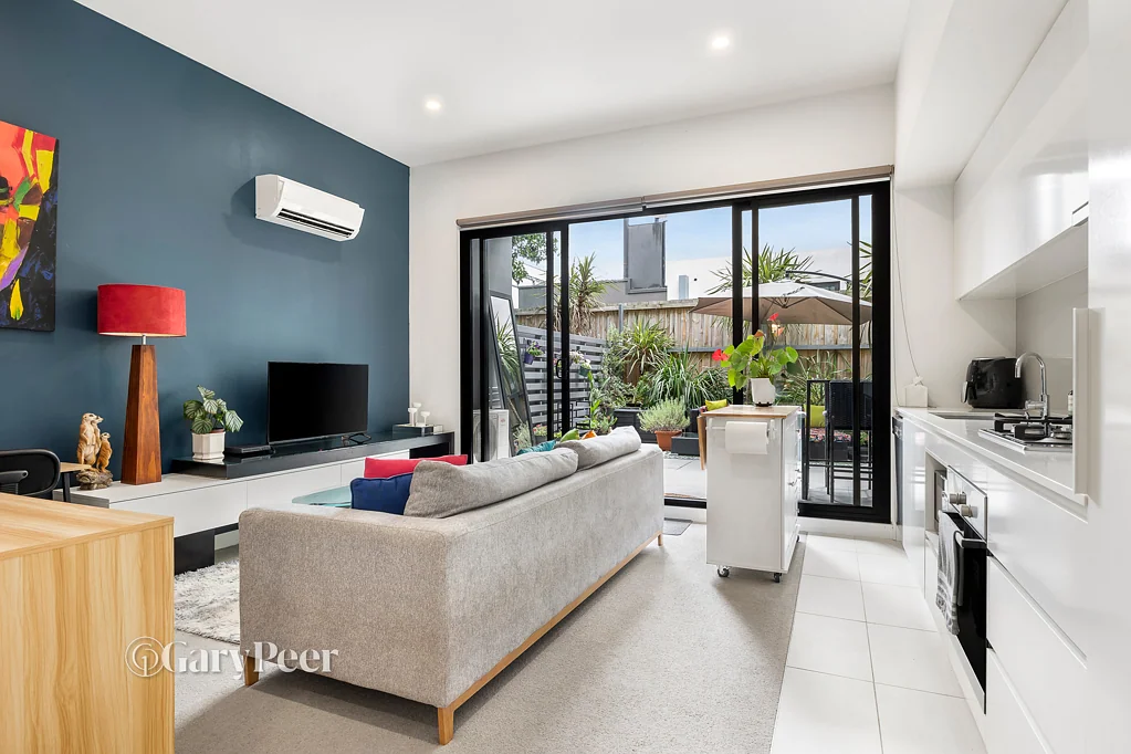 8/405 Neerim Road, Carnegie, VIC 3163