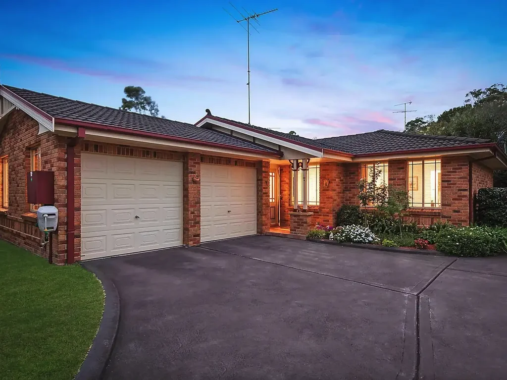Berowra Heights 3 Bedroom Single-Level Living with Sunny North-Facing Deck