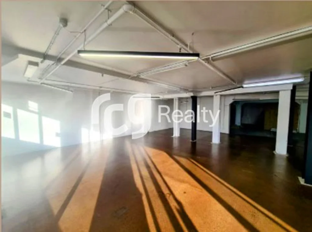 Newmarket Character Off-Broadway | 282sqm