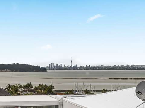 West Harbour 3房  City Lights, Waterfront Sights