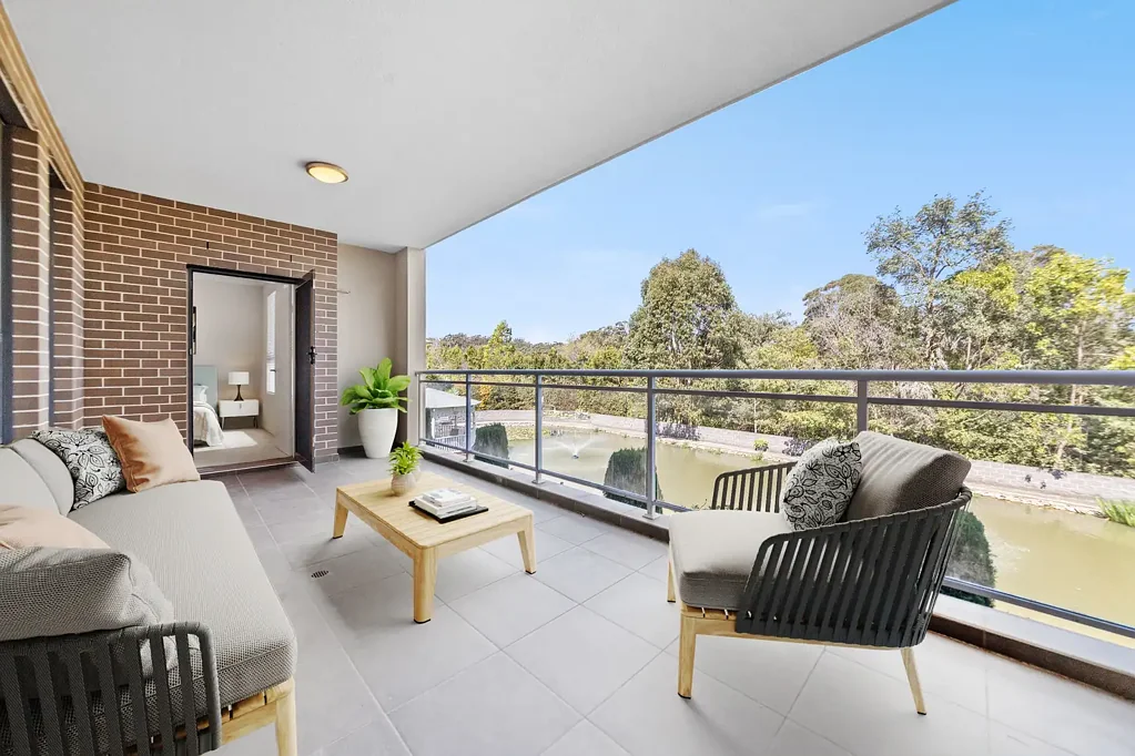 Dural 3ห้องนอน Ideal Downsizer. Approx 185sqm Apartment with tranquil aspect. Over 55's