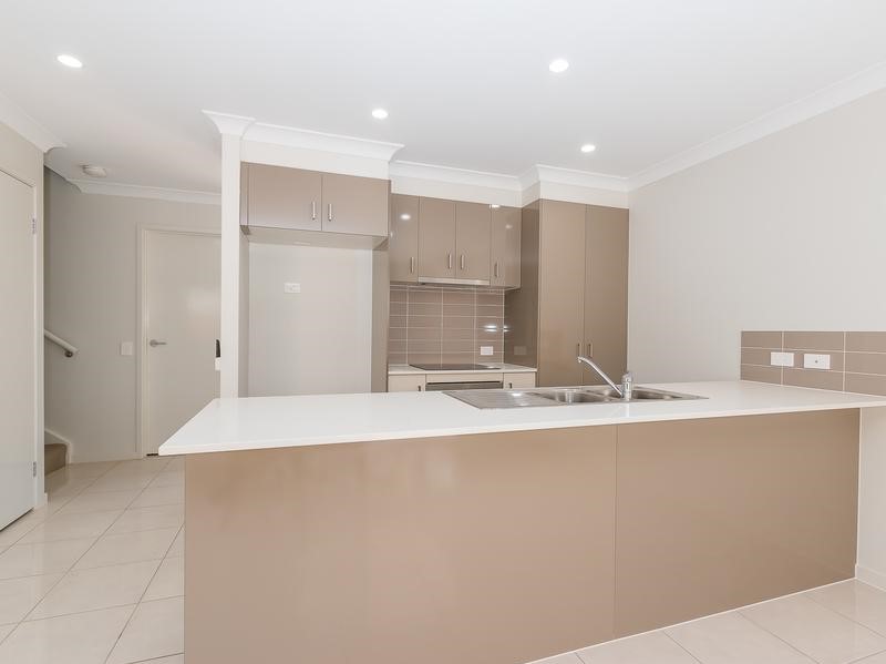 UNIT 2 11 TESCH RD, GRIFFIN QLD 4503, 0房, 0浴, Townhouse