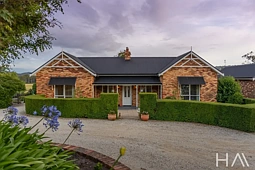 233 Winkleigh Road, Exeter